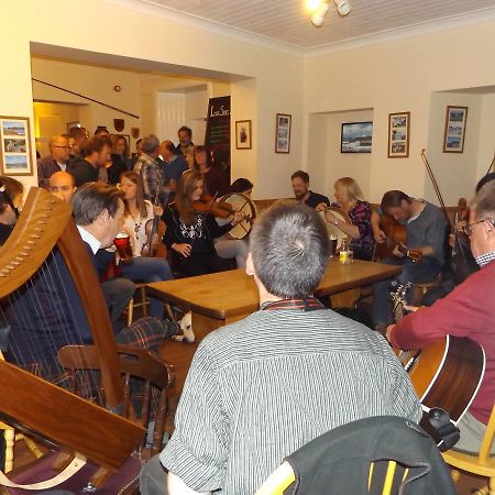 Loch Shiel Hotel أكاريكيل المظهر الخارجي الصورة